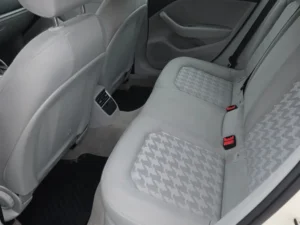 Audi A3 Sedan, kuva takapenkiltä– Vuokraa MS-Vuokraukselta Lappeenrannasta